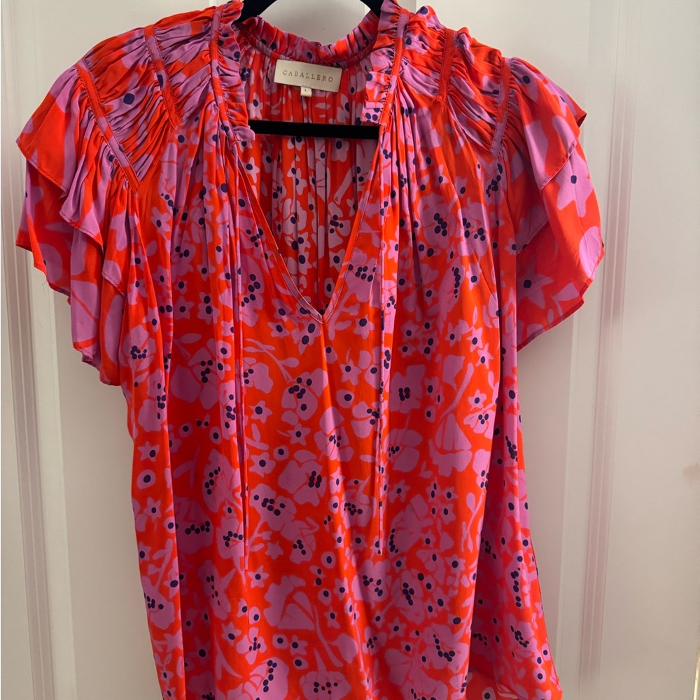 Caballero Short Sleeve Kelsie Top L

Pristine pre-owned condition!